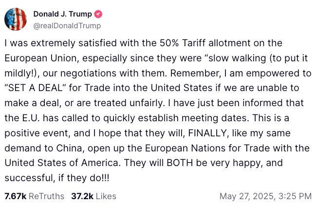 Trump faisant part de sa discussion avec Ursula